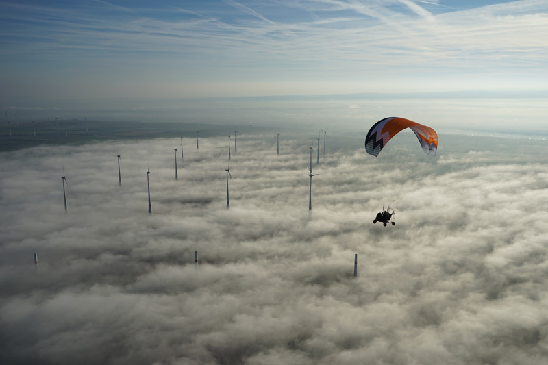 Windkraftanlagen bei Bingen am Rhein Thumb